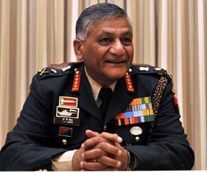 vk-singh-slame-arvind-kejriwal