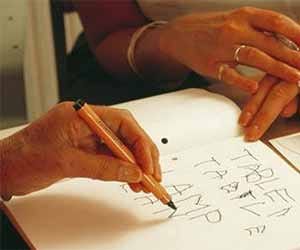 is left handed die early
