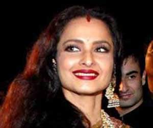 rekha always take advice to amitabh bachchan