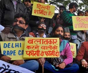 teachers seeking hanging Nirbya fifth accused
