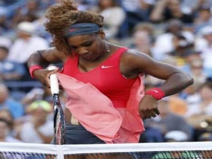 Djokovich in third round, ferar out