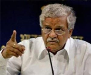 shriprakash jaiswal comments on modi