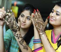 mehndi compitition and bhajan sandhya