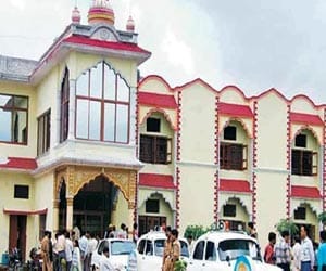 asaram-ashram-bulldozer