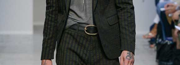 how to choose right belt for your outfit