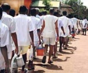 Shantikunj meditators wear 'jail' clothes