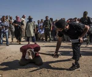 in syeria people doom and butchered like animals
