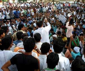 will not allow muslims in village without police