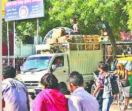 no checking of goods on charbagh railway 