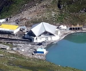 devotee face problem in hemkund sahib