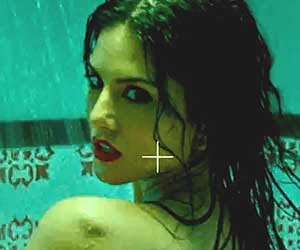  Sunny Leone was topless photos leaked 