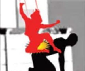 woman falls on sweeper and both died 