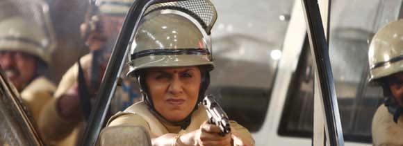  neetu singh play corrupt officer role in besharam
