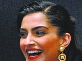 Sonam hot breath of chill in Elante