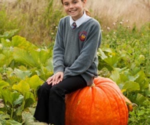 schoolgirl grows giant pumpkin with the sound of music