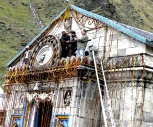 kedarnath temple reconstruction price is two crore