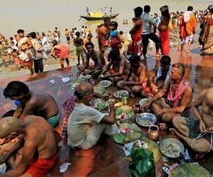 shradh near ganga river 