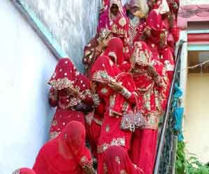 27 girls marriad in refuge camp of mujaffarnagar