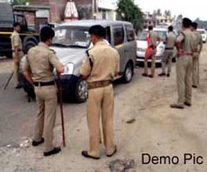 Two hours, detained, March, Amritsar