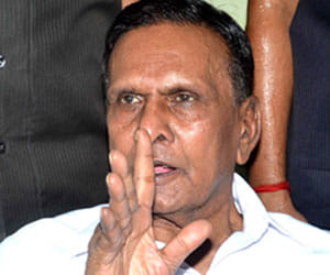 bjp slams beni prasad verma