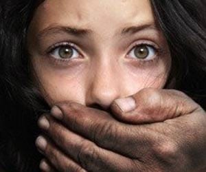  father tried raped with daughters