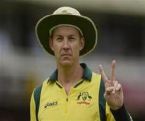 brett lee broken glass 