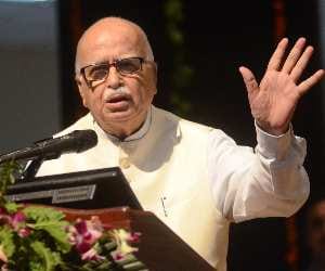 BJP senior leader Advani advocated alliance with Shiv Sena
