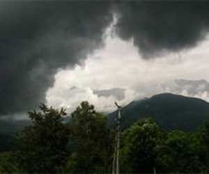 clouds in sky, temperature may up