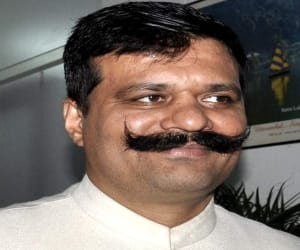 harish rawat telling lie says champiyan