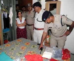 robbery in roorkee uttarakhand