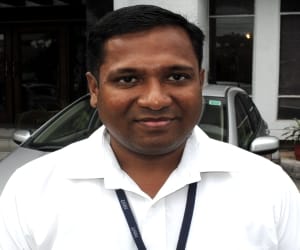 madhvan donate 64 times his blood