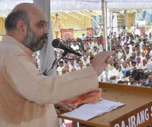 give modi power to end realm of corruption