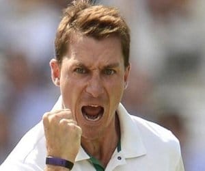 dale steyn claims 5 wickets Against SL
