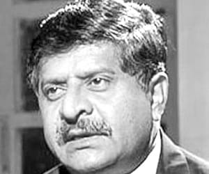 Bjp leader rave shankar prasad comments on robert wadra