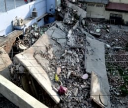 Shopkeepers were picketing, work stalled 