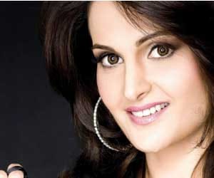 passport not given to monika bedi 