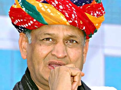 congress party ia a circus and its md is rahul says rajsthan congress leader