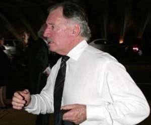 ian Chappell refused to comentry in india duo to BCCI's restrictions