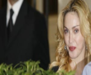 madonna reads kuran