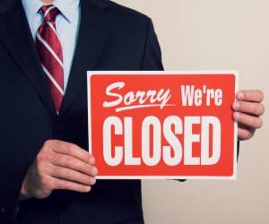 2 lakh compaines shut down