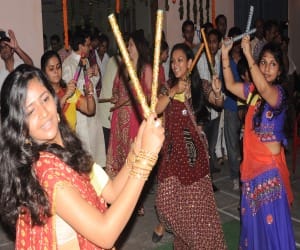 dandiya ras program in navratri