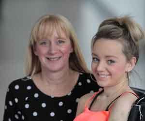 Paralysed girl who couldn't even move her eyelids 