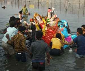 25,000 crore budget for cleaning Yamuna