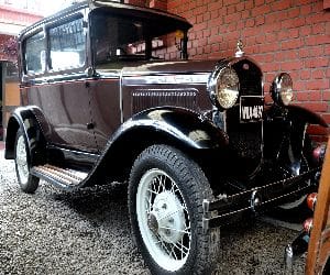 vintage car on the streets of Doon