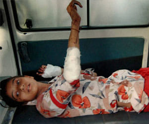 pak fired on women and children