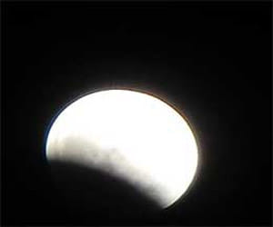 lunar eclipse to greet sky watchers today
