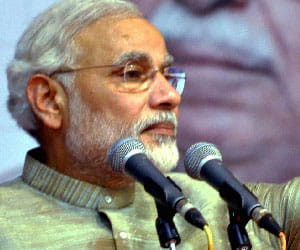 narendra modi_gujrat_girl_ spy case
