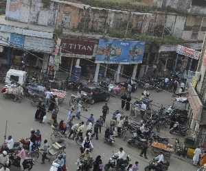 anti ensroachment programme stopped in aminabad