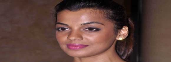 mughda godse in hot short dress