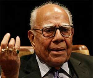 ram jethmalani filed defamation case against bjp 